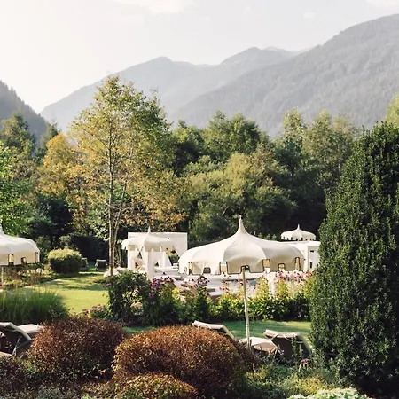 Alpenpalace Luxury Hideaway & Retreat 5*
