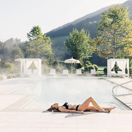 Alpenpalace Luxury Hideaway & Retreat 호텔 5*