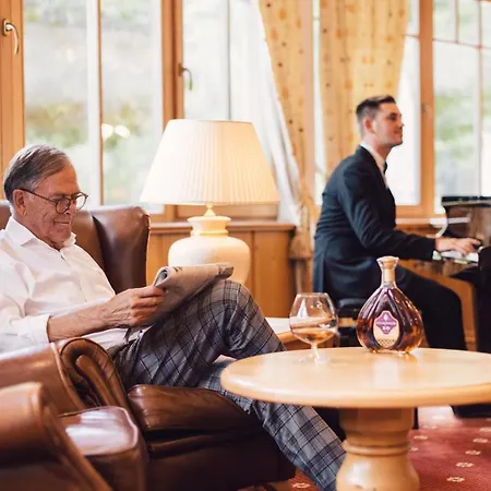 Alpenpalace Luxury Hideaway & Retreat 루타고