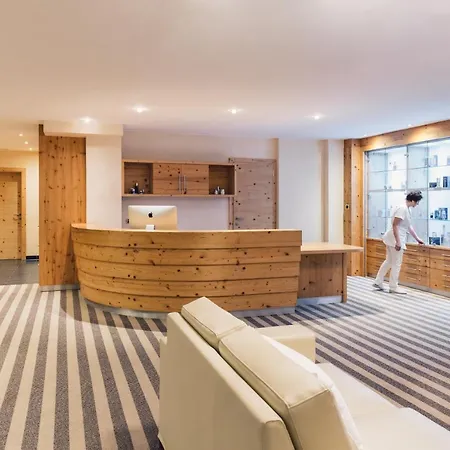 Alpenpalace Luxury Hideaway & Retreat 5* 루타고