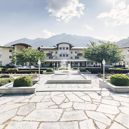 Alpenpalace Luxury Hideaway & Retreat Lutago